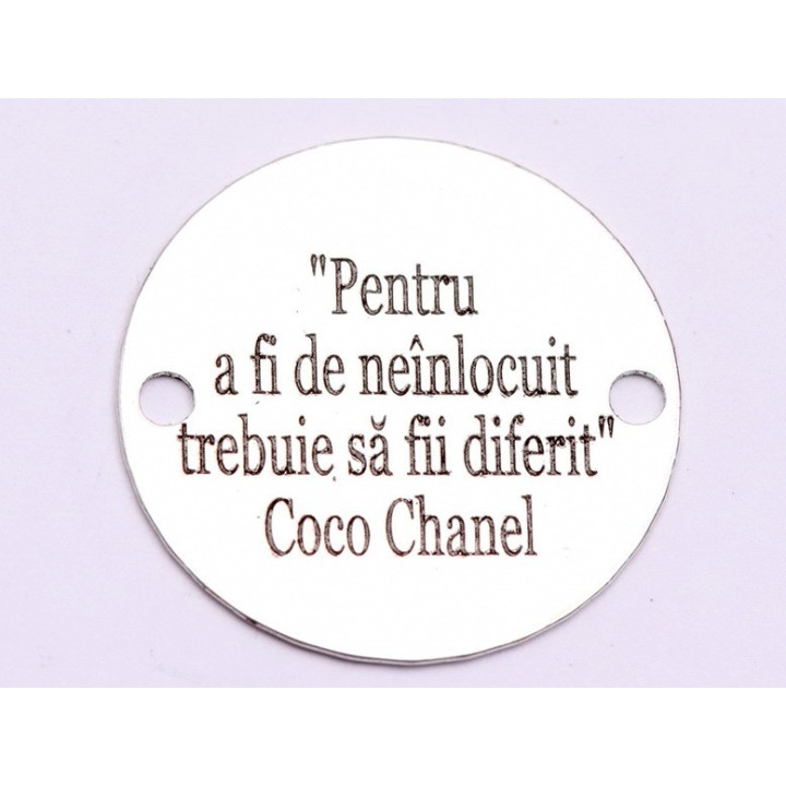 E0708-GS- Link banut argint 925 gravat cu citat Coco Chanel 16.5mm diametru  0.33mm grosime