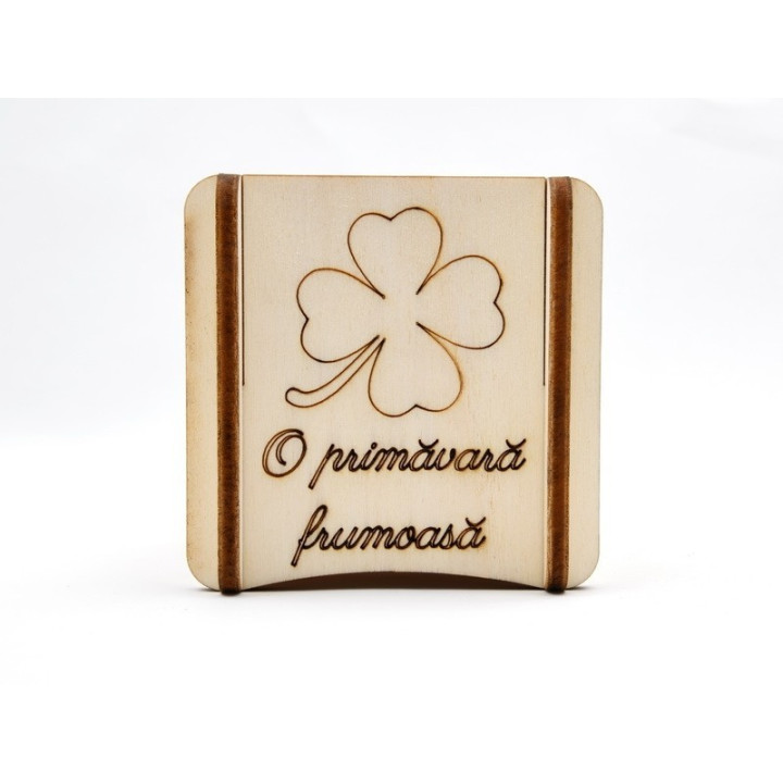 L016-Cutiuta lemn "O primavara frumoasa!" 8x8cm 1buc