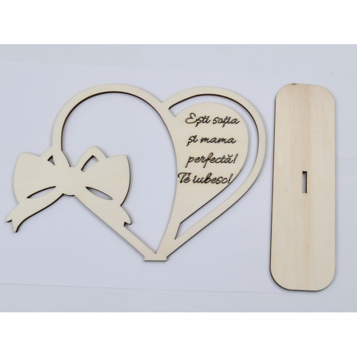 L531-Decoratiune "Sotia si mama perfecta"  inima cu suport 17x25cm 1buc