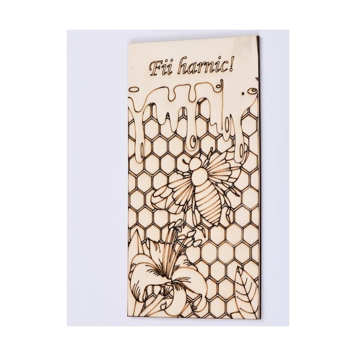 L650 - Placuta lemn pentru stimularea  creativitatii "Albinuta harnica-model 1" 10x15cm- 1 buc