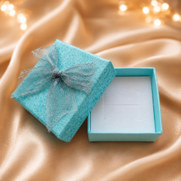Cutie pentru Bijuterii Turcoaz cu Fundita Decorativa 5x5x3.5 cm  D172