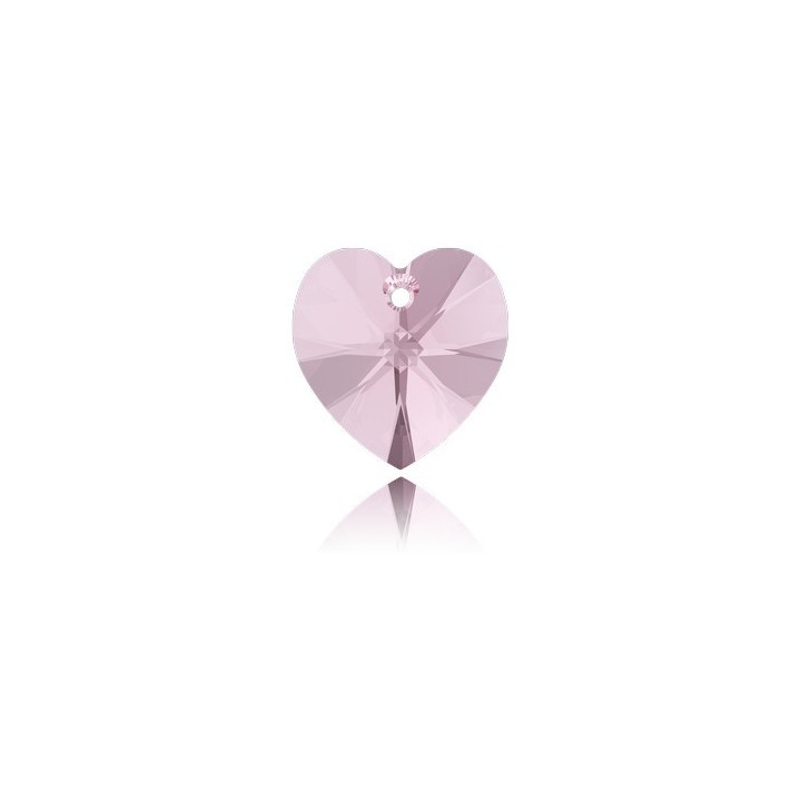 P0582-Swarovski Elements 6228 Light Amethyst  18mm