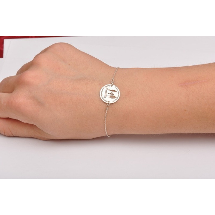 E0149-G-Banut decupat cu parinti si fetita in mijloc cu scris la rotund 16.5mm, 0.33mm - bijuterii personalizate din argint | si